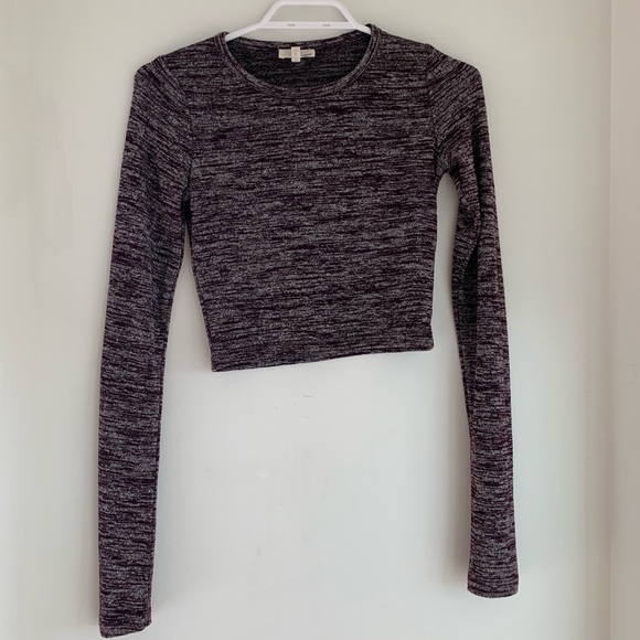 Tops - Picture 6 of 8